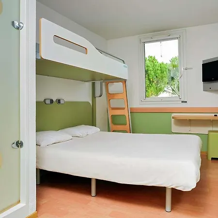 Ibis Budget Centre Millenaire Отель