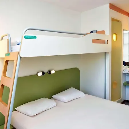 Отель Ibis Budget Centre Millenaire *
