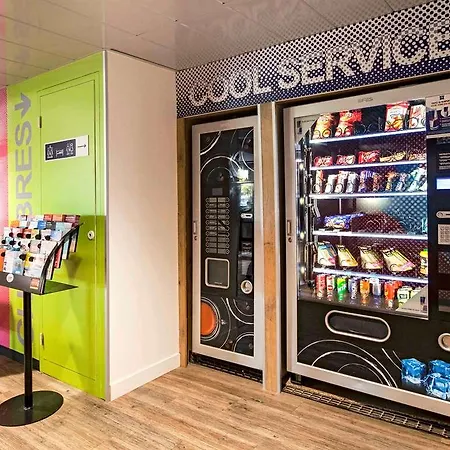Ibis Budget Centre Millenaire Отель *