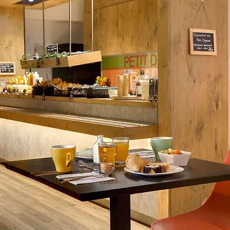 Отель Ibis Budget Centre Millenaire