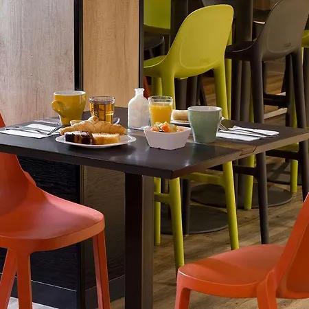Ibis Budget Centre Millenaire Отель *