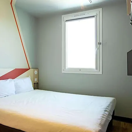 Ibis Budget Centre Millenaire Отель