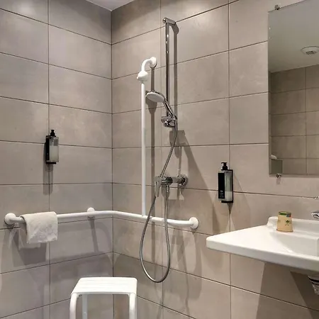Отель Ibis Budget Centre Millenaire
